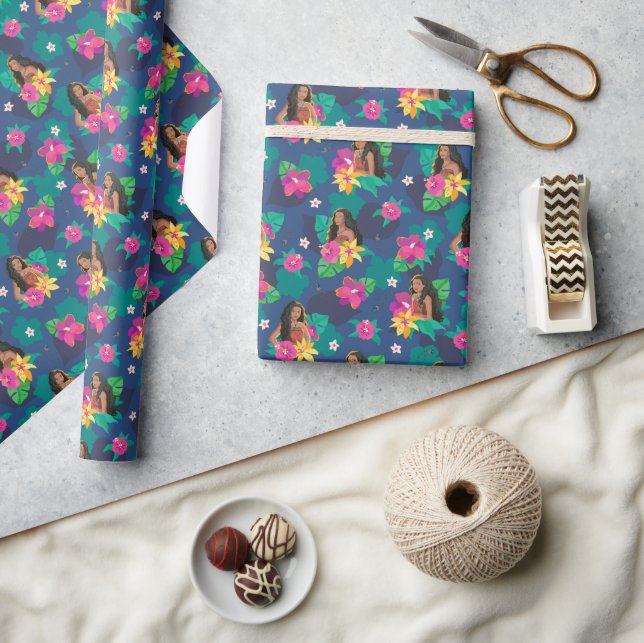 Moana Live Action Floral Seamless Pattern Wrapping Paper (Crafts)