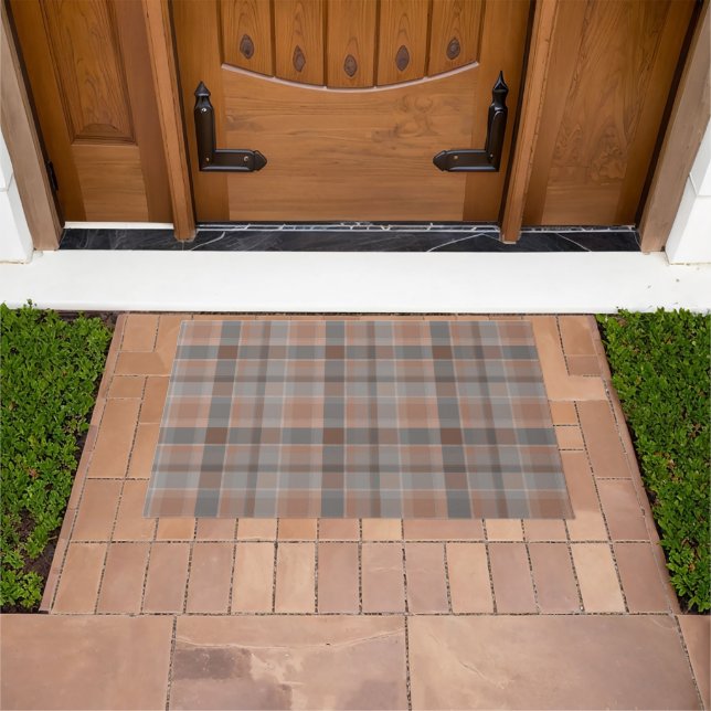 Mocha mousse and grey checkered doormat (Outdoor)