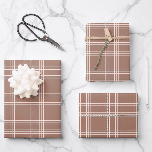 Mocha Mousse Gingham Wrapping Paper Sheets (Front)