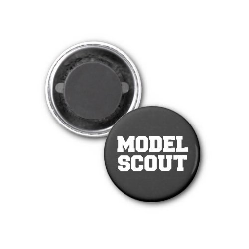 MODEL SCOUT MAGNET