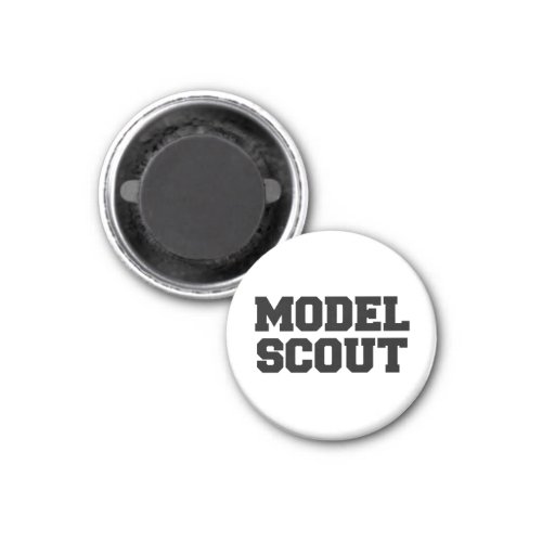 MODEL SCOUT MAGNET