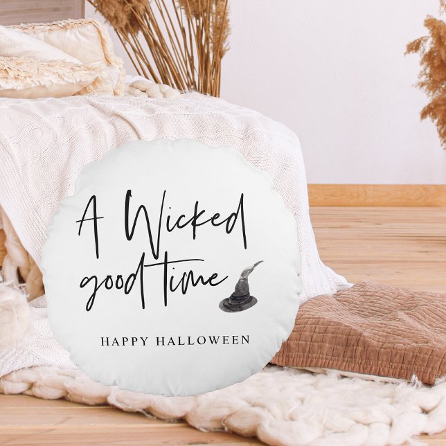 Modern A Wicked Good Time Quote | Happy Halloween Round Pillow (Creator Uploaded)