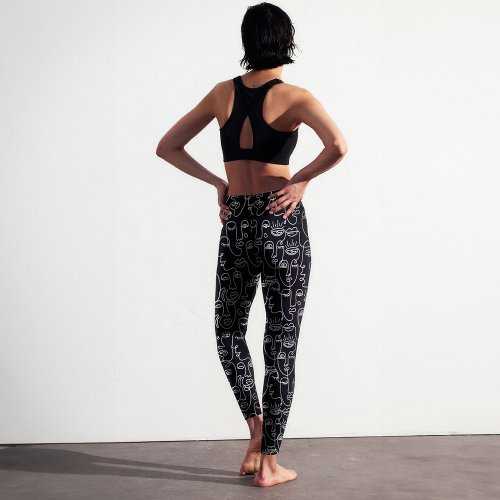 Modern Abstract Black and White Line Face Pattern Leggings