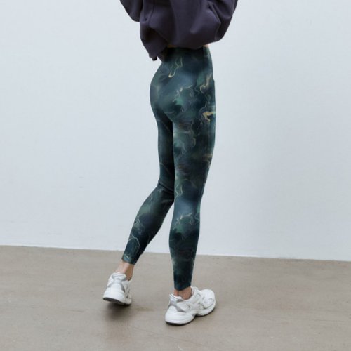 Modern Abstract Dark Green  Tie Dye Pattern Leggings