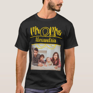 Modern Anniversary Mr and Mrs Gold Monogram photo T-Shirt