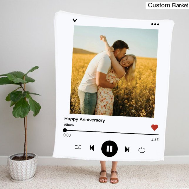Modern Anniversary Photo Song Cover for Couple Fleece Blanket (Modern Anniversary Photo Song Cover for Couple Fleece Blanket)
