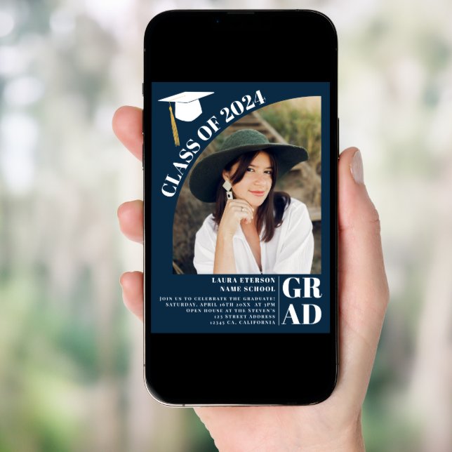 Modern arch navy blue 5 photos graduation invitation (Front Digital)