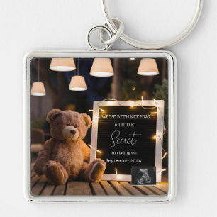 modern baby surprise Pregnancy announcement  Keychain