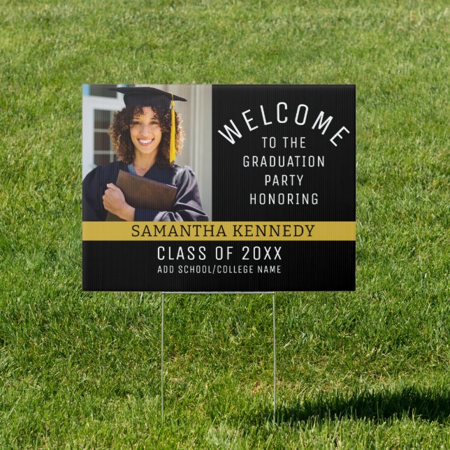 Modern Black and Gold 2025 Graduation Photo   Sign (Insitu)