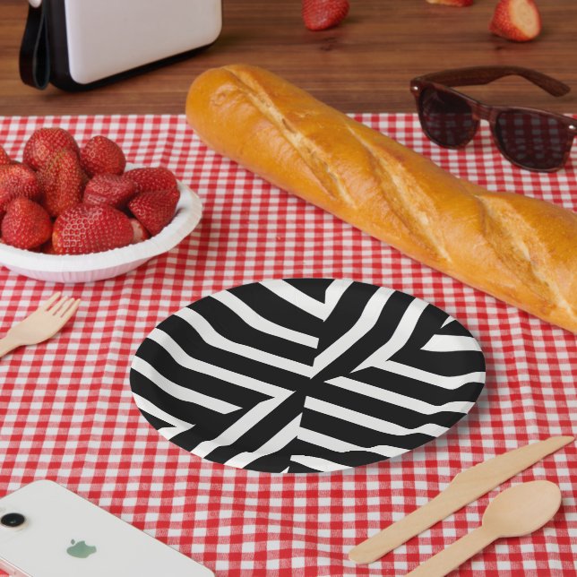 Modern black and white geometric pattern paper  plates (Picnic)