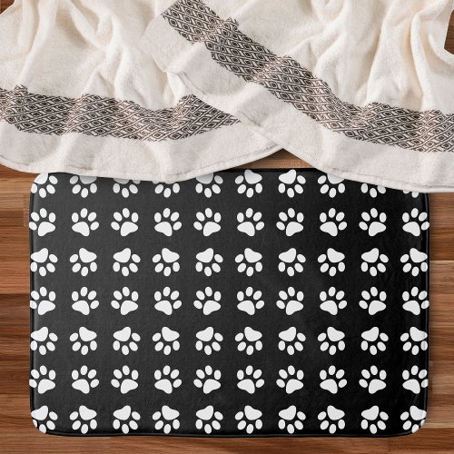 Modern Black and White Paw Print Pattern Bath Mat