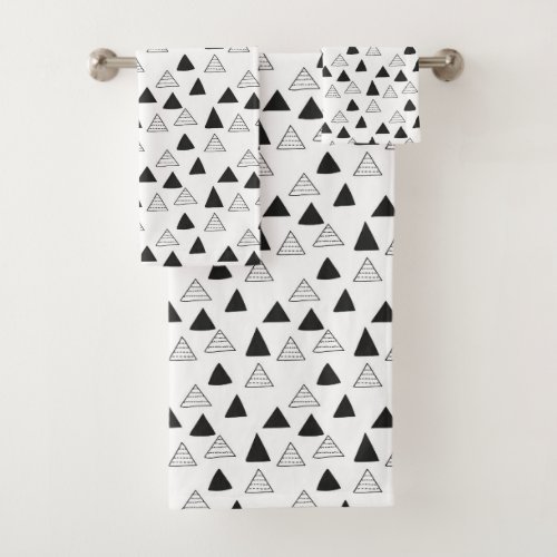 Modern Black and White Scandi Geometric Triangle  Bath Towel Set