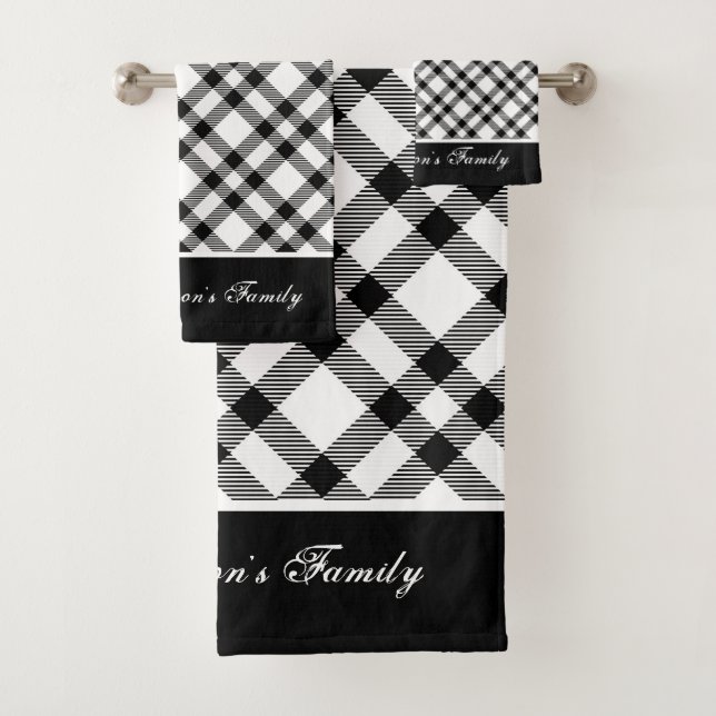 Modern Black and White Tartan Plaid Bath Towel Set (Insitu)