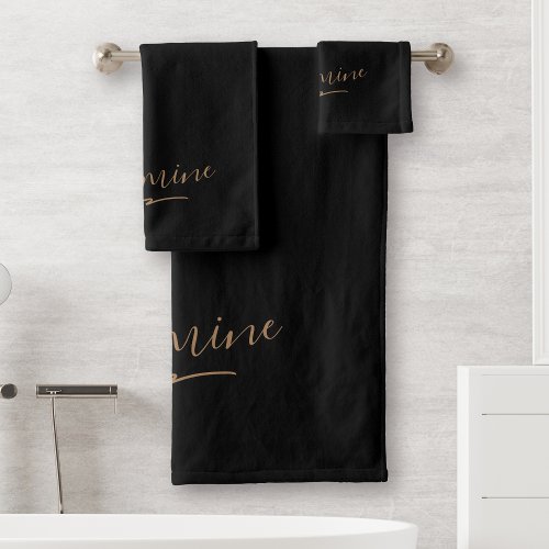 Modern Black Gold Feminine Script Name Bath Towel Set