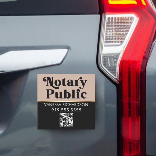 Modern Black Pink QR Code Scannable Notary Round Car Magnet