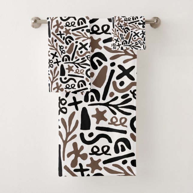 Modern black white gray abstract bath towel set (Insitu)