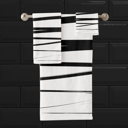 Modern Black & White Lines Abstract Art  Bath Towel Set