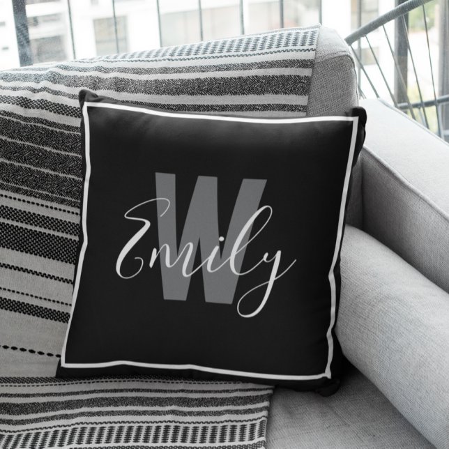 Modern Black White Monogram Border Throw Pillow (Modern Black White Monogram Border Throw Pillow)