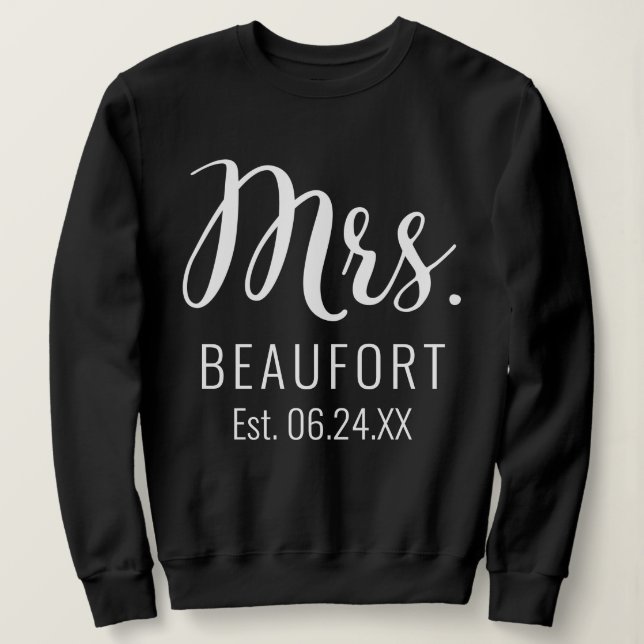 Modern Black & White Mrs Sweatshirt For Bride (Design Front)