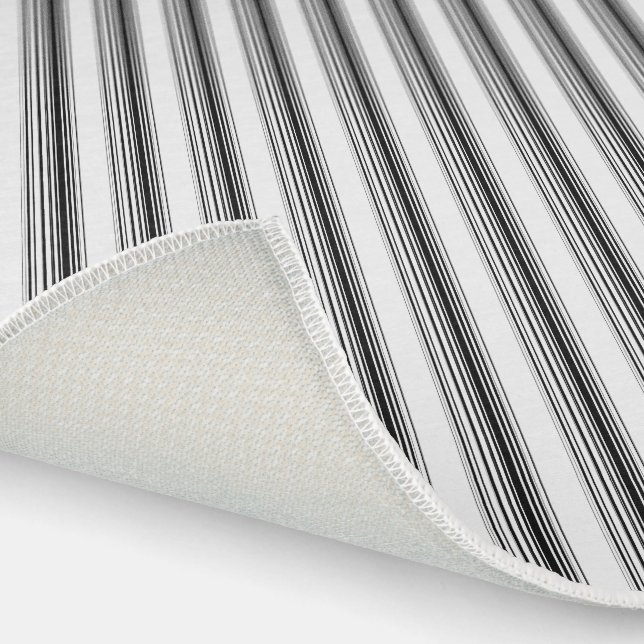 Modern black white stripes outdoor rug (Outdoor)