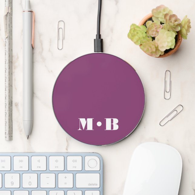 Modern Bold Purple Custom Monogram Wireless Charger (Desk)