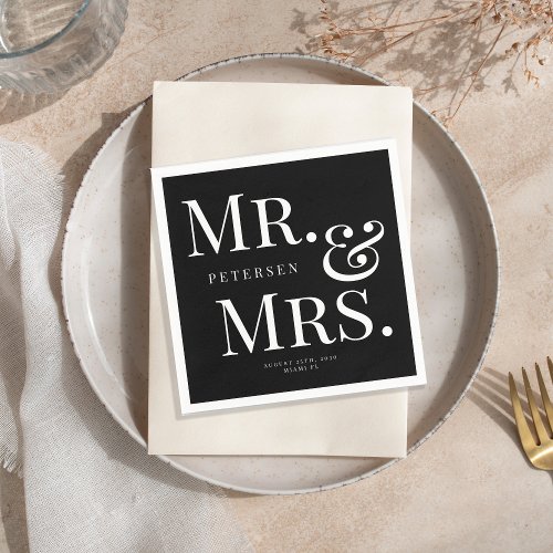 Modern bold typography Mr and Mrs black wedding  Napkins
