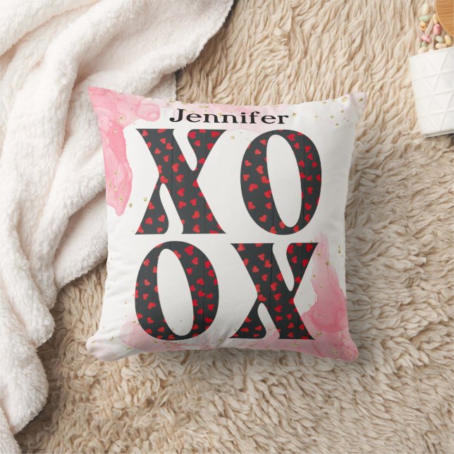 Modern Bold XOXO Happy Valentines Day Gift Throw Pillow (Blanket)