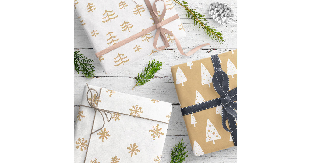 Christmas Wrapping Paper Set - Red, Black and White - Plaid, Reindeer, and  Snowflakes - 4 Rolls with Bows and Gift Tags 