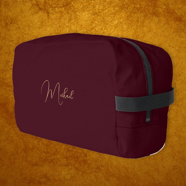 Modern Burgundy Gold Monogram Mens Womens Travel Dopp Kit (Modern Burgundy Gold Monogram Mens Womens Travel Dopp Kit)