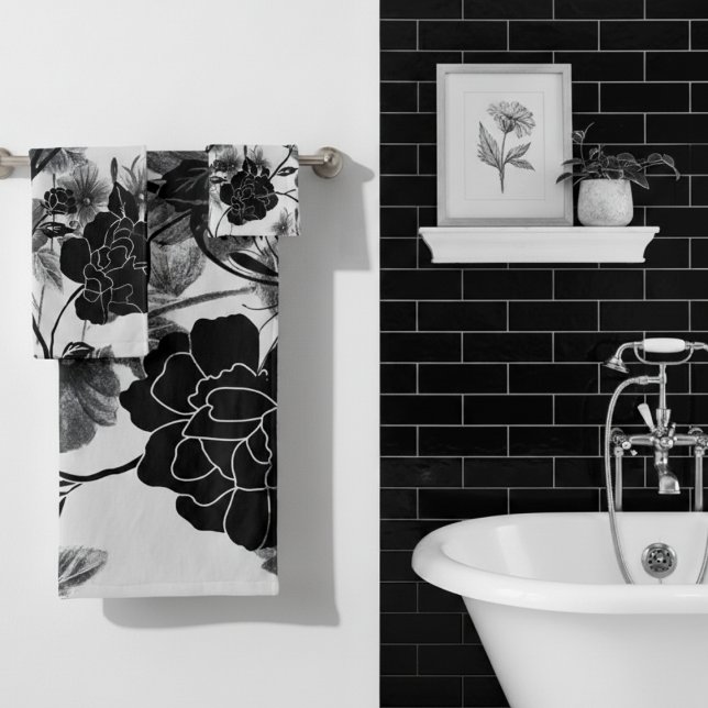 Modern Butterfly Floral Noir Bath Towel Set (Creator Uploaded)