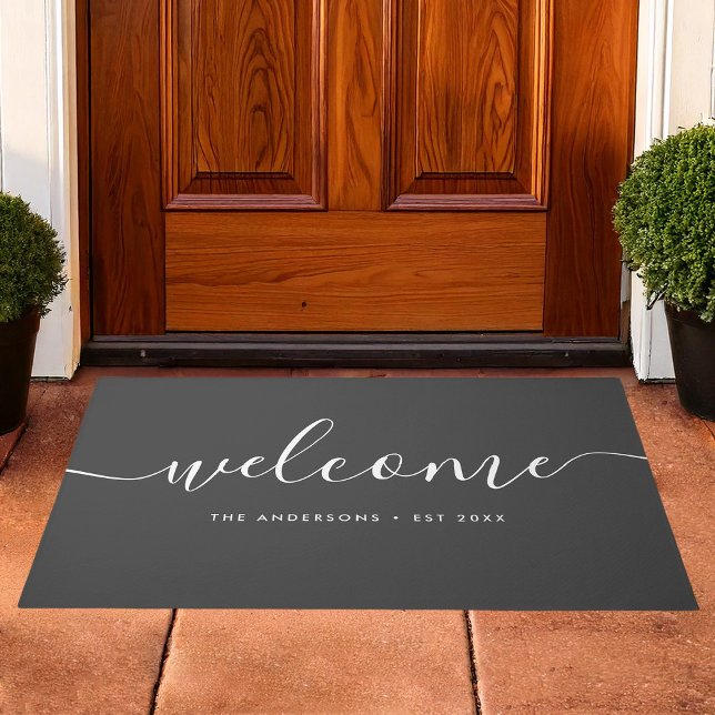 Modern Calligraphy Script Welcome Family Name Doormat (Creator Uploaded)