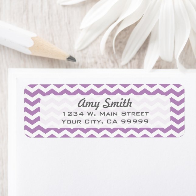 Modern Chevron Pattern Lavender Purple Zigzag Label (Insitu)