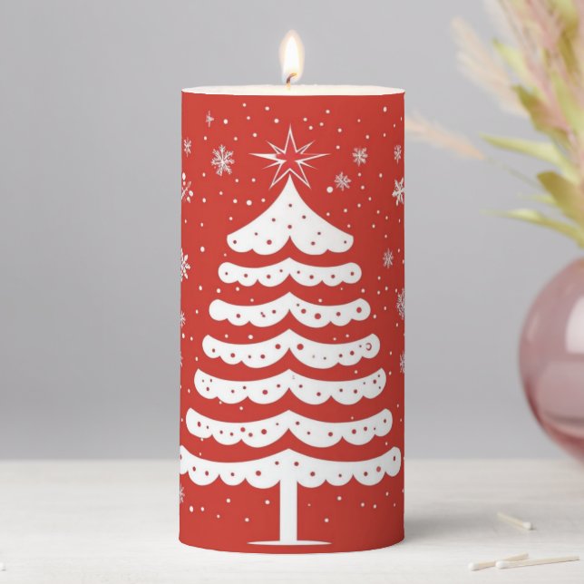 Modern Christmas Pillar Candle (In Situ)