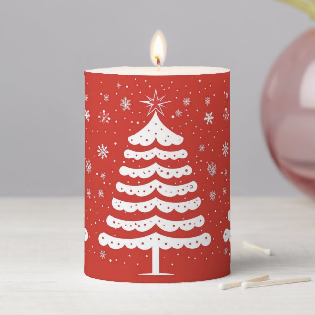 Modern Christmas Pillar Candle (In Situ)