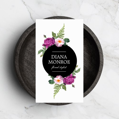 Modern Circle Floral Wreath White Business Card