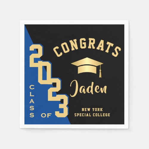 Modern Class of 2024 Golden Red Graduation Party Napkins