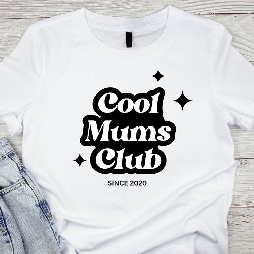 Modern Cool moms club Retro Vintage Groovy T_Shirt