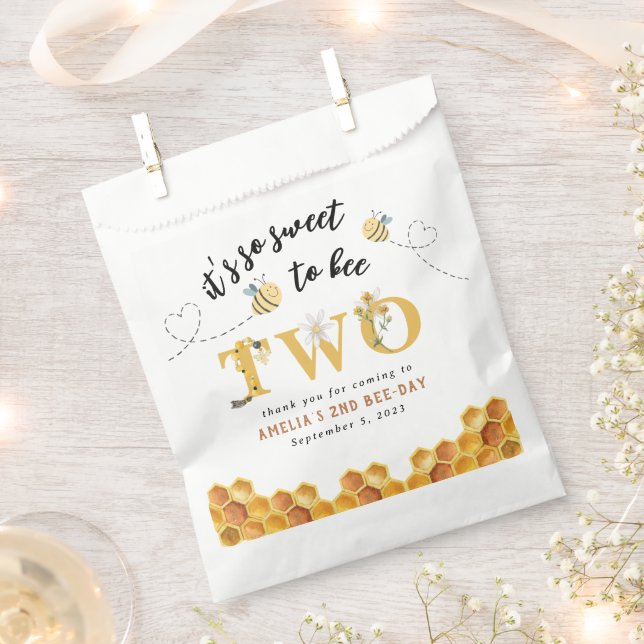 Modern Cute It’s so sweet to bee 2nd birthday Favor Bag (Clipped)