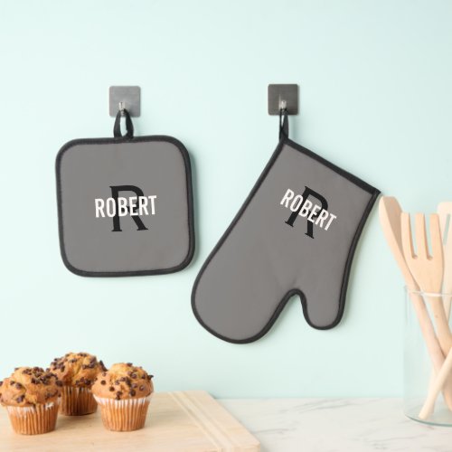 Modern dark gray monogram name mens oven mitt  pot holder set