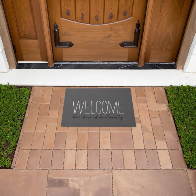 Modern dark gray Welcome family name script Doormat (Outdoor)