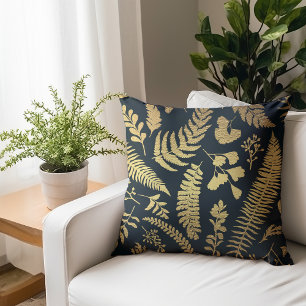 Modern Elegant Green and Gold Christmas Throw Pillow