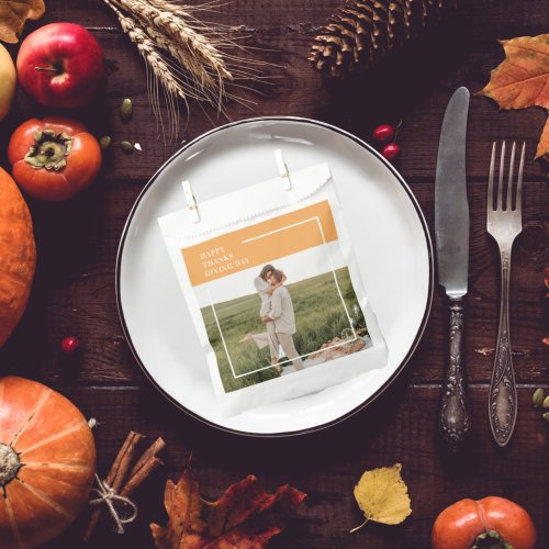 Modern Family Photo Happy Thanksgiving Day Gift Favor Bag