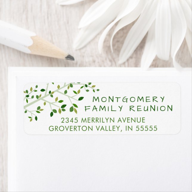 Modern Family Reunion Green Tree Label (Insitu)