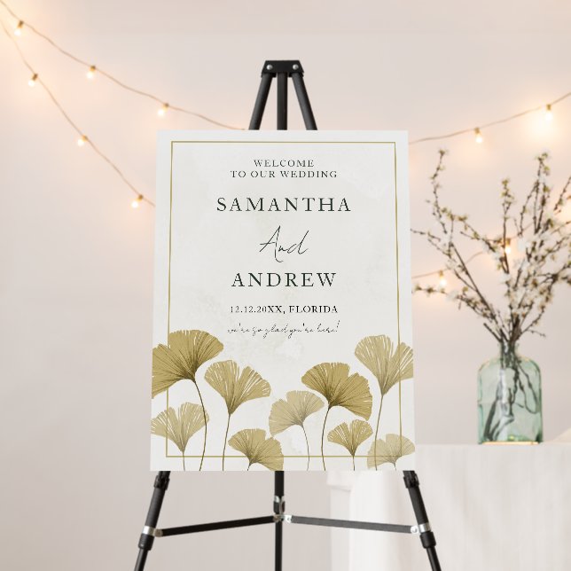 Modern Faux Gold Ginkgo Leaf Wedding Foam Board (In Situ (Stand))