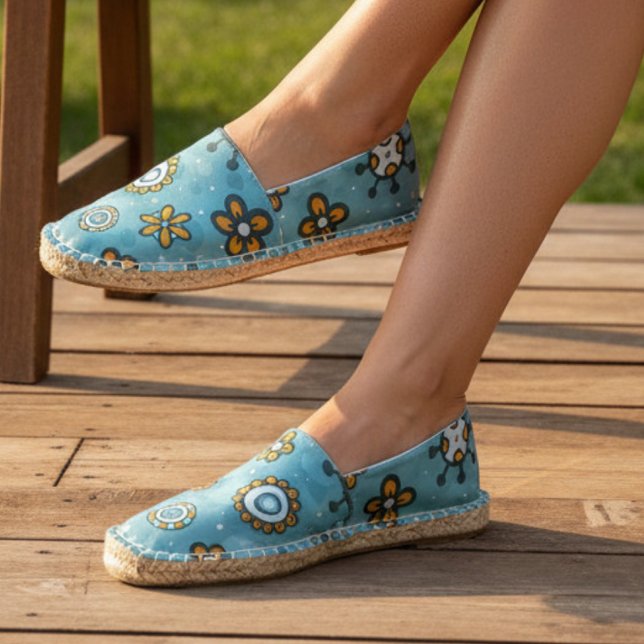 Modern Floral Doodle Pattern Espadrilles (Creator Uploaded)