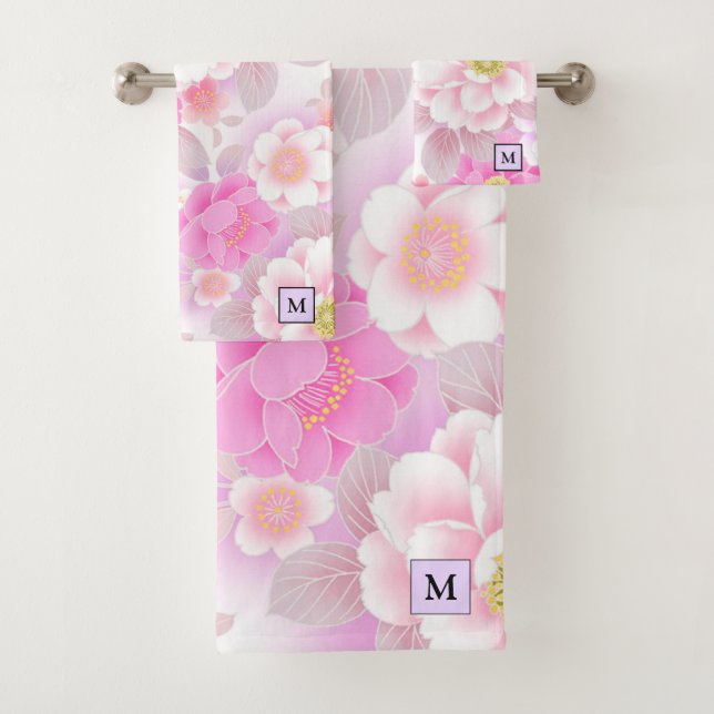 Modern Floral White Rose Bath Towel Set (Insitu)