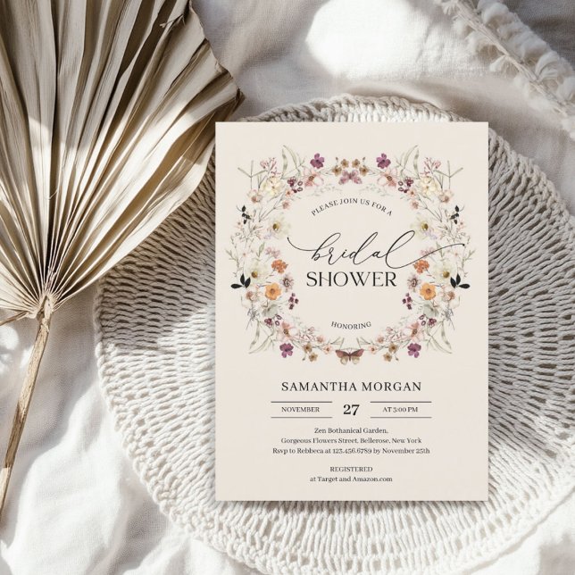 Modern floral wildflowers wreath Bridal Shower Invitation (Modern floral wildflowers wreath Bridal Shower Invitation)