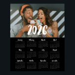 Modern font 2025 family photo Black calendar Poster<br><div class="desc">An elegant photo calendar poster to customize with a family picture,  a perfect way to start the year 2025.</div>