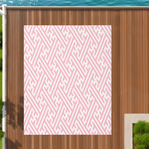 Modern Geometric Maze Pattern Light Pink & White Outdoor Rug