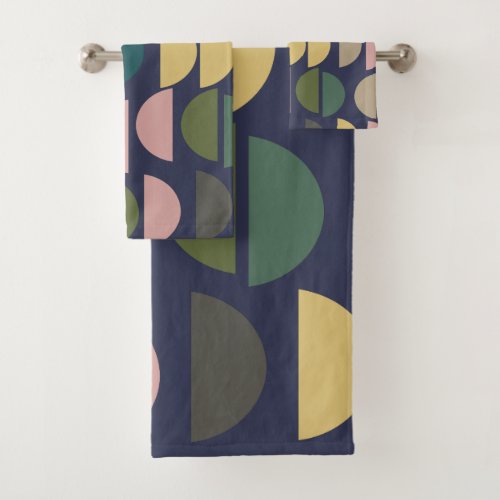 Modern Geometric Pattern in Pastel Earth Tones Bath Towel Set